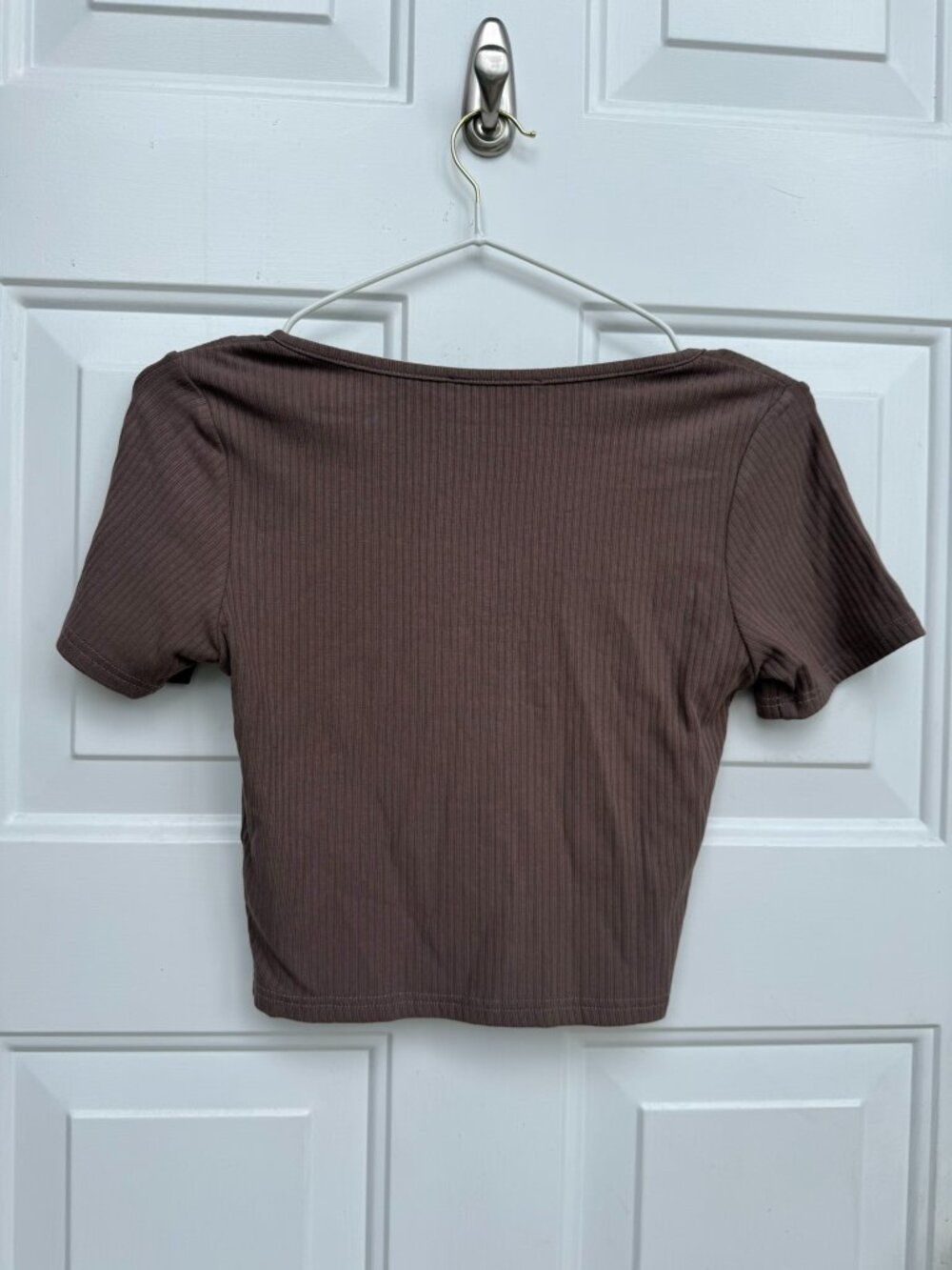 Final Touch Ribbed Button-Front Crop Top Size Medium - Picture 3 of 5